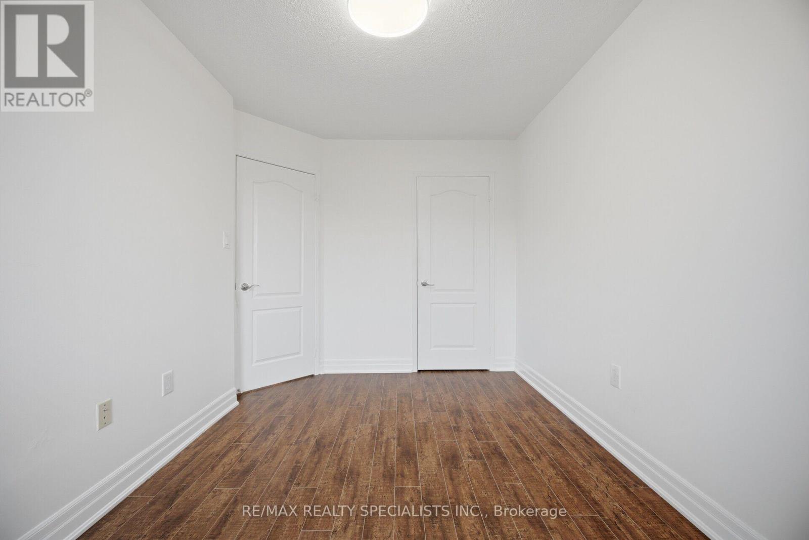 #42 5530 GLEN ERIN DRIVE - Image 32