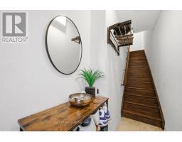 Foyer - 111 - 2800 Keele Street, Toronto, ON M3M0B8 Photo 6