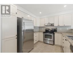 107 Caithness Private, Ottawa, ON K1W0G4 Photo 13