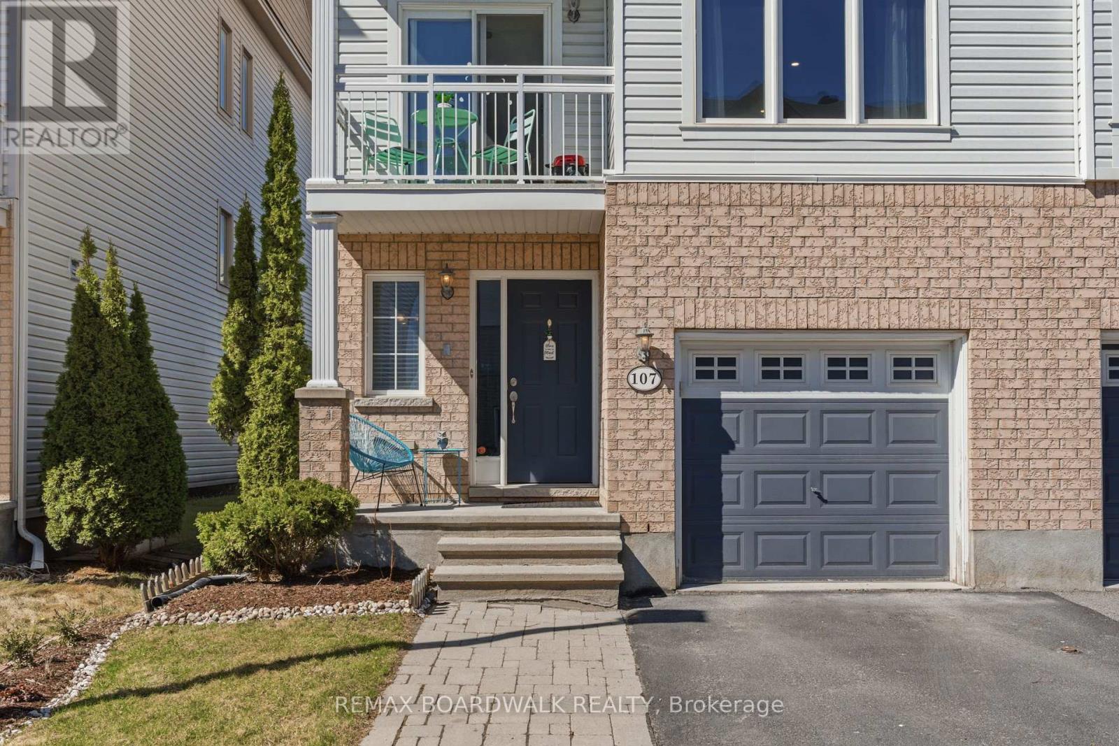 2 Bed, 2 Bath House for Sale in Ottawa – 107 CAITHNESS PRIVATE, Ottawa – MLS# X13044156 - Image 7