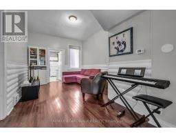 Bedroom 3 - 57 Lees Avenue, Ottawa, ON K1S0B8 Photo 7