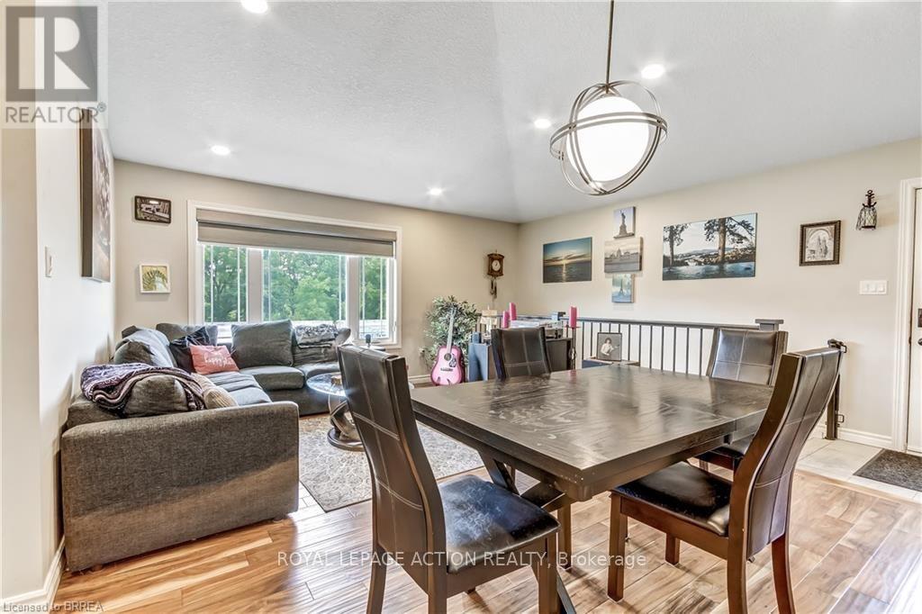 584616 BEACHVILLE ROAD - 4