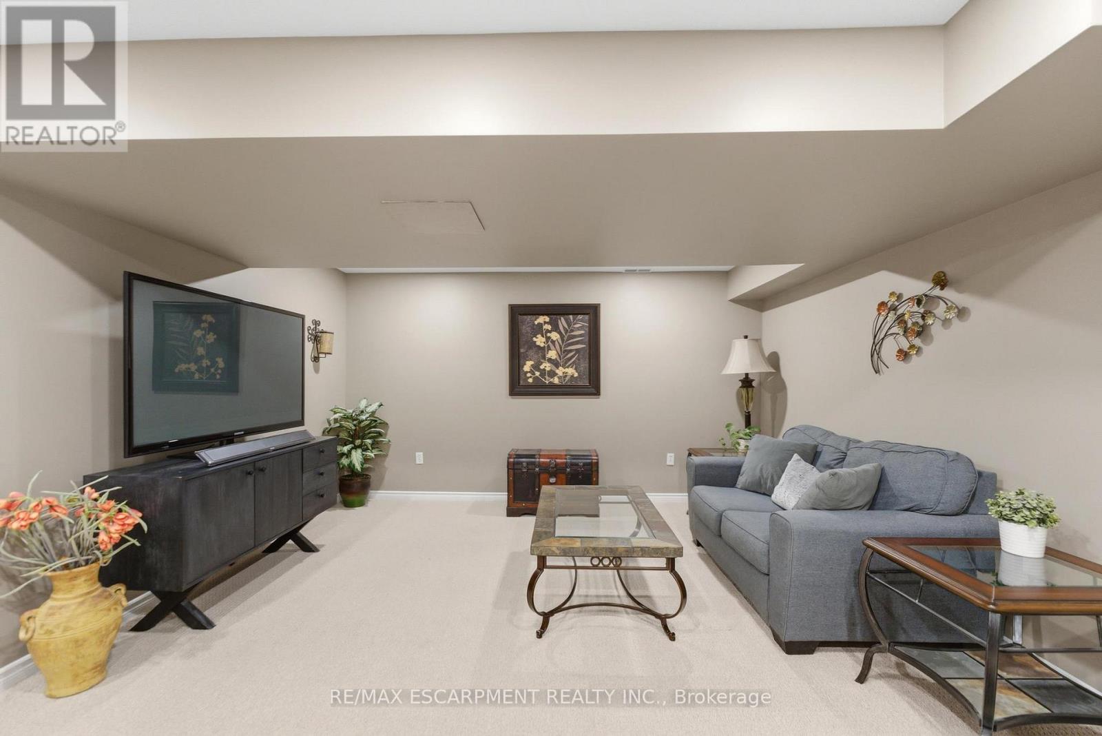 #34 6 CHESTNUT DRIVE - Image 20