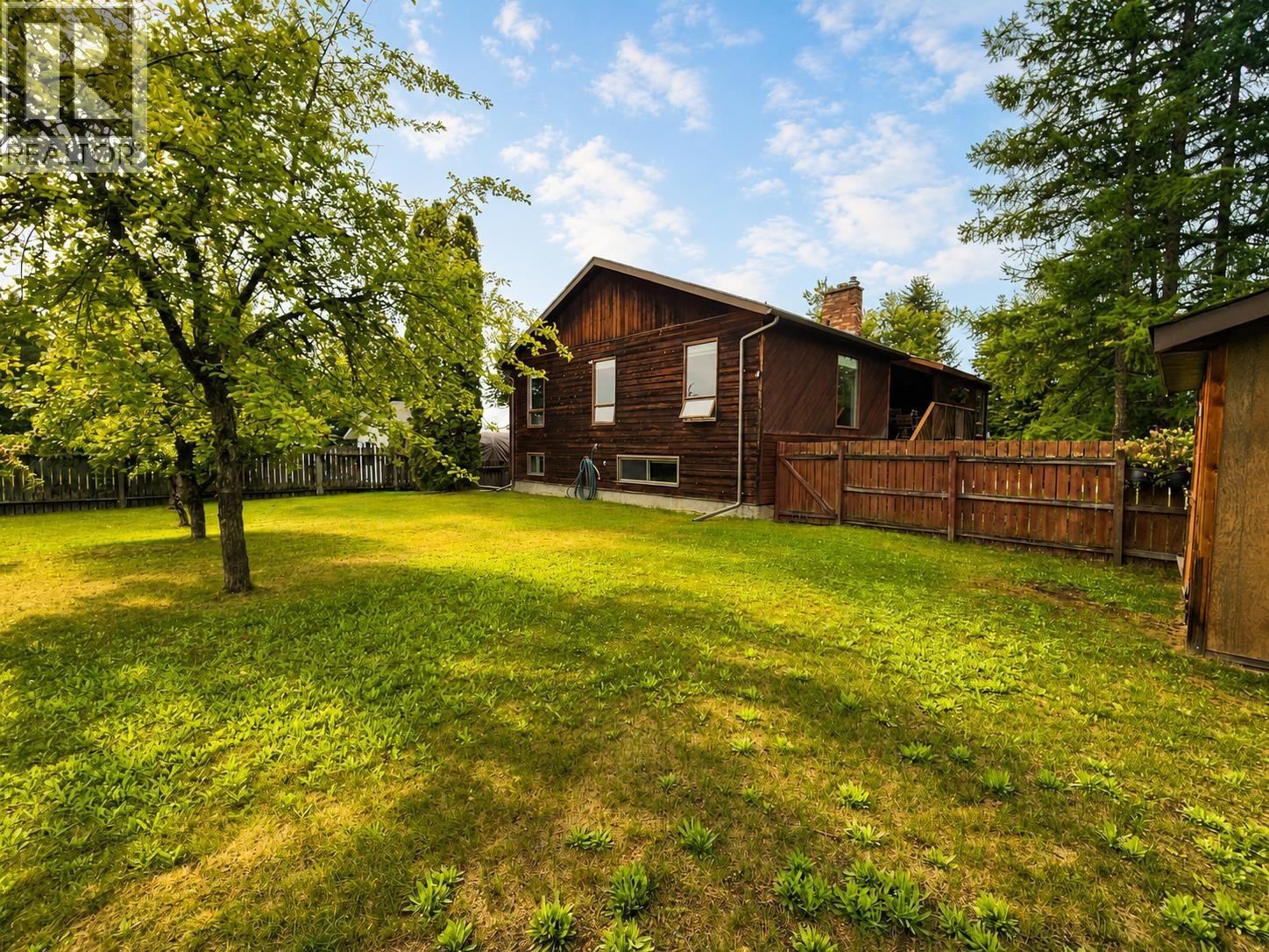 Photo 33 of 37 — 3696 ROSIA ROAD · Prince George, BC
