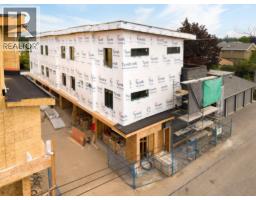 743 Morrison Avenue Unit# 3, Kelowna, BC V1Y5E5 Photo 12