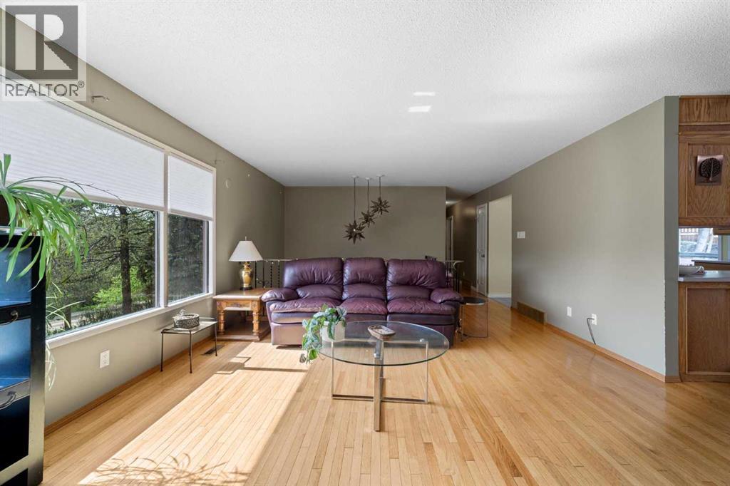 4702 51 Street - 13