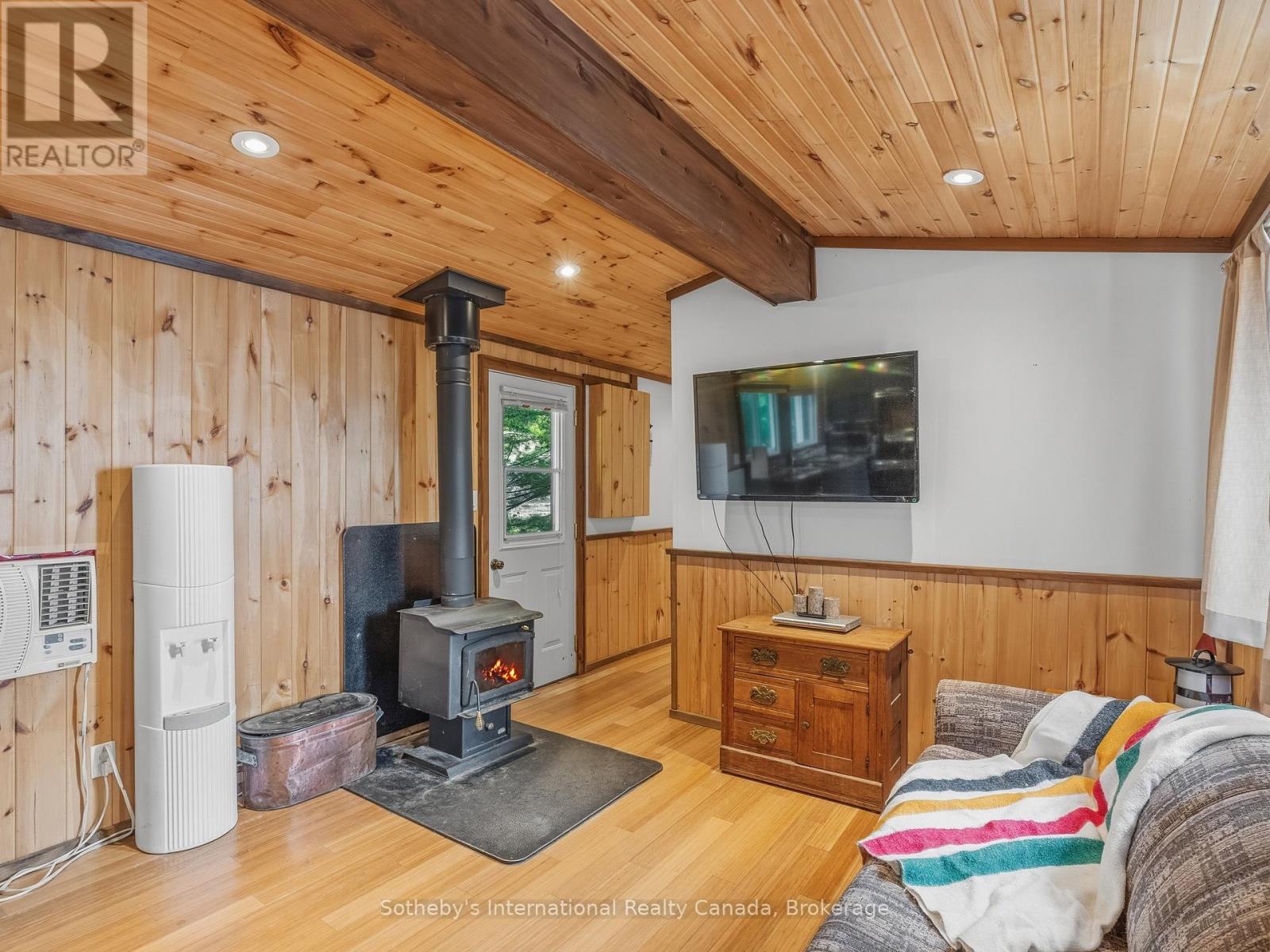 1040 KAHSHE LAKE - 14
