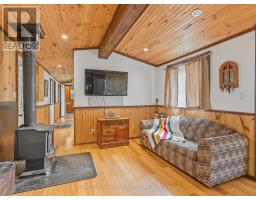 1040 Kahshe Lake, Gravenhurst, ON P0E1G0 Photo 15