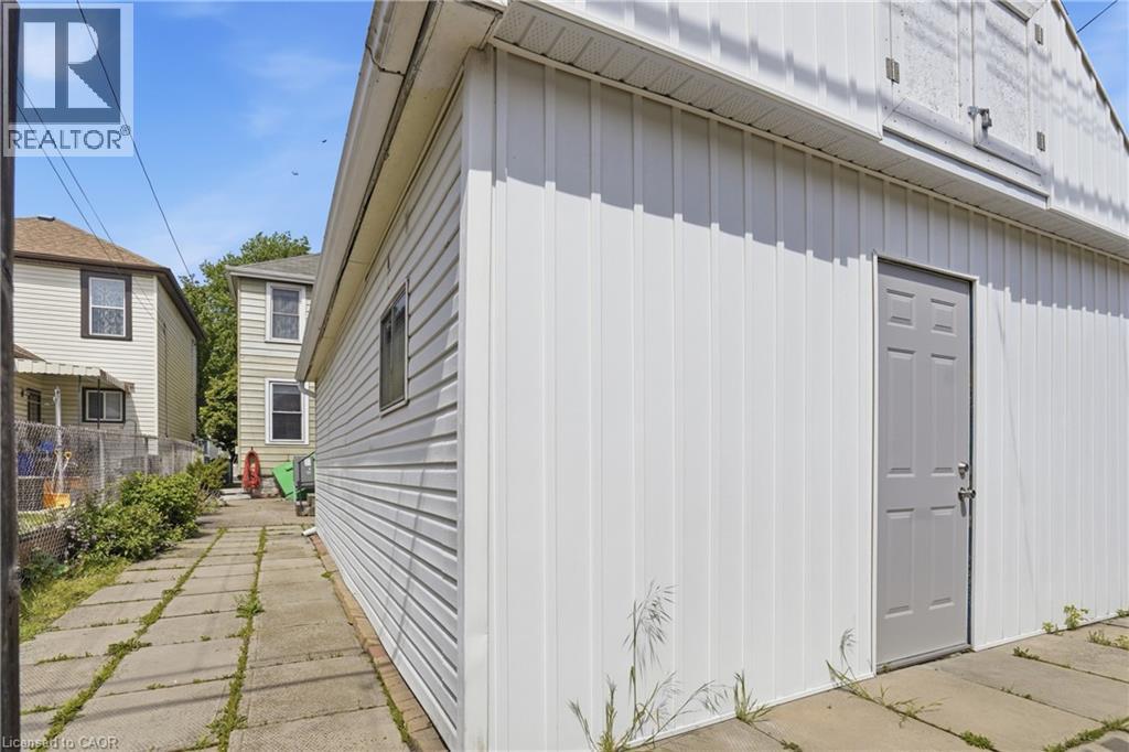 22 CHEEVER Street - 30
