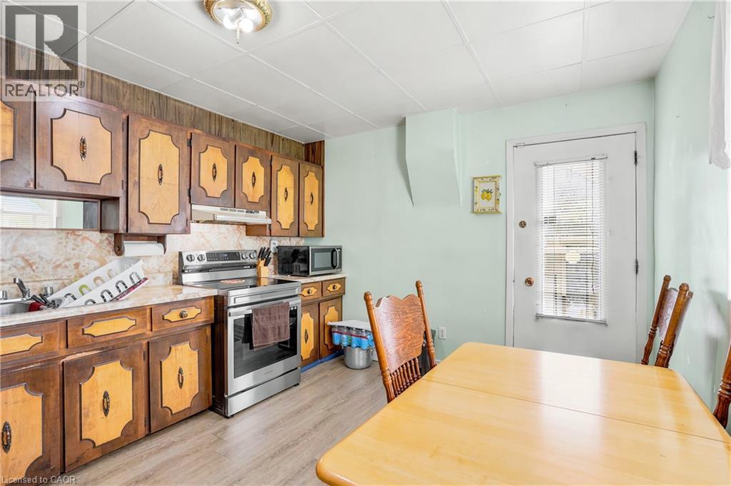 22 CHEEVER Street - 17
