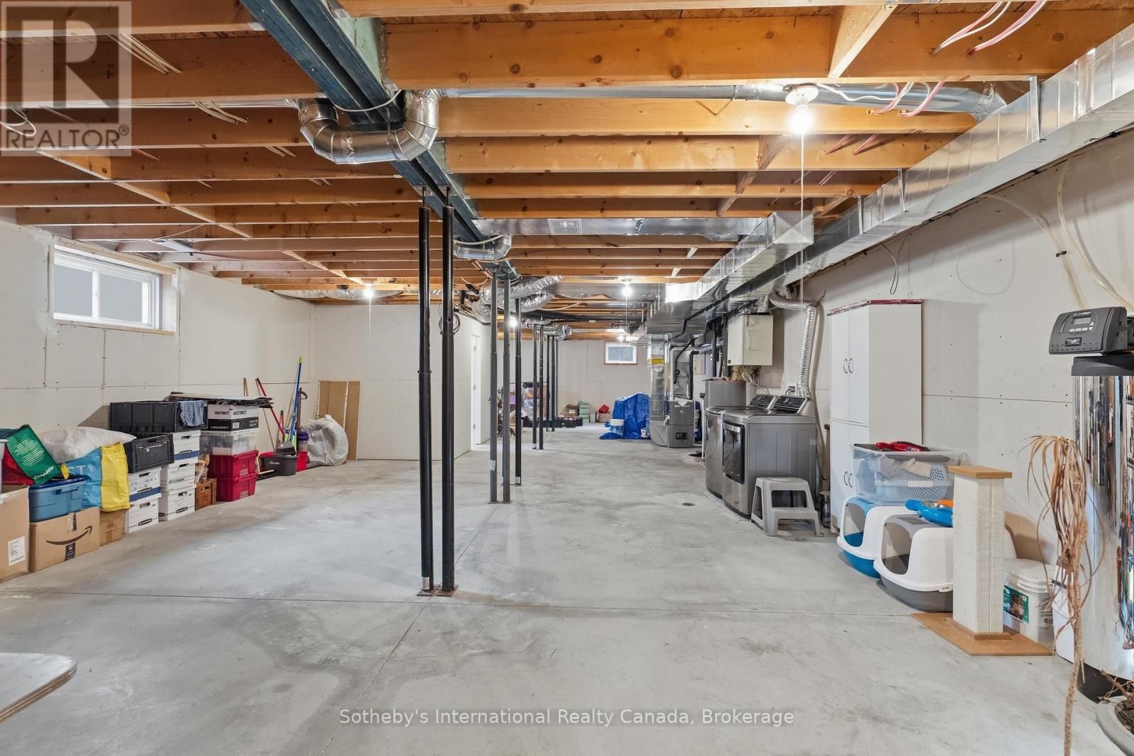 1021 TOWER CRESCENT - Image 28