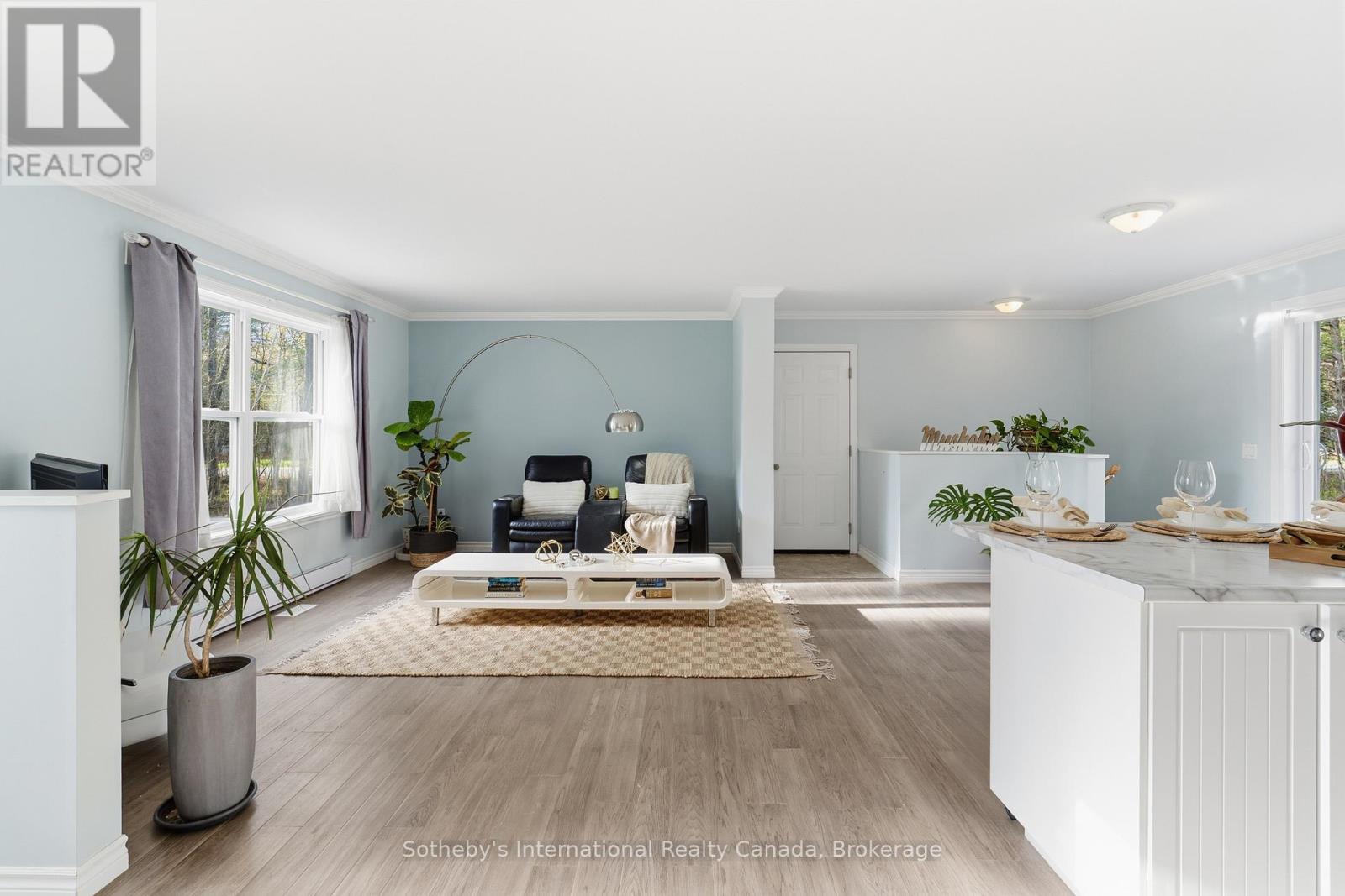 1021 TOWER CRESCENT - Image 14