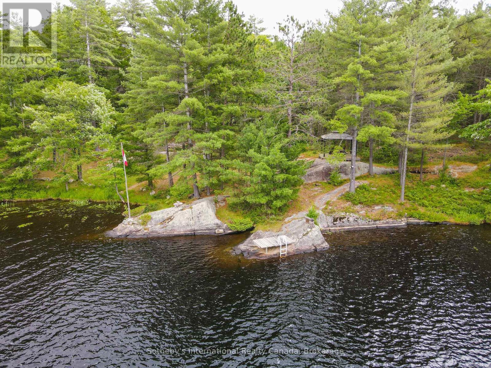 1040 KAHSHE LAKE - Image 40