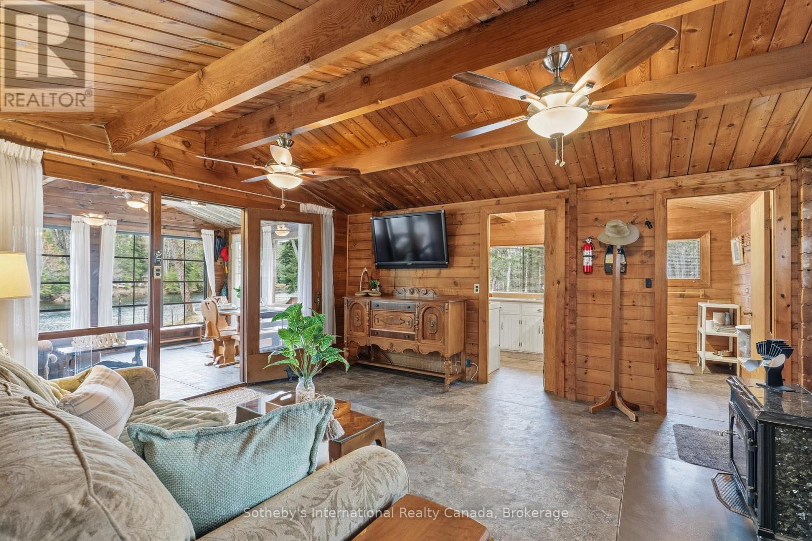 1041 CROCKFORD LANE S - 19