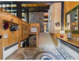 1054 Hilltop Crescent, Lake Of Bays, ON P0A1H0 Photo 13