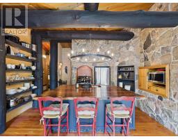 1054 Hilltop Crescent, Lake Of Bays, ON P0A1H0 Photo 14