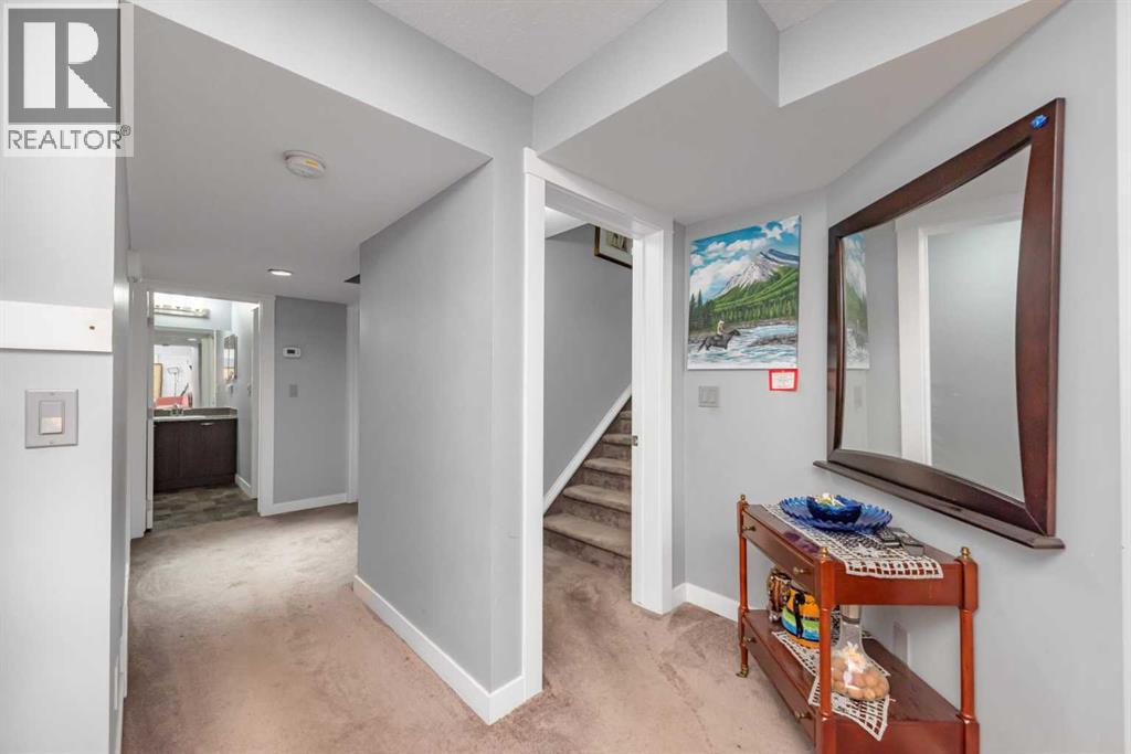 227 Redstone Heights NE - 37