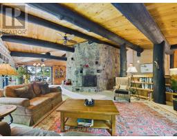 1054 Hilltop Crescent, Lake Of Bays, ON P0A1H0 Photo 22