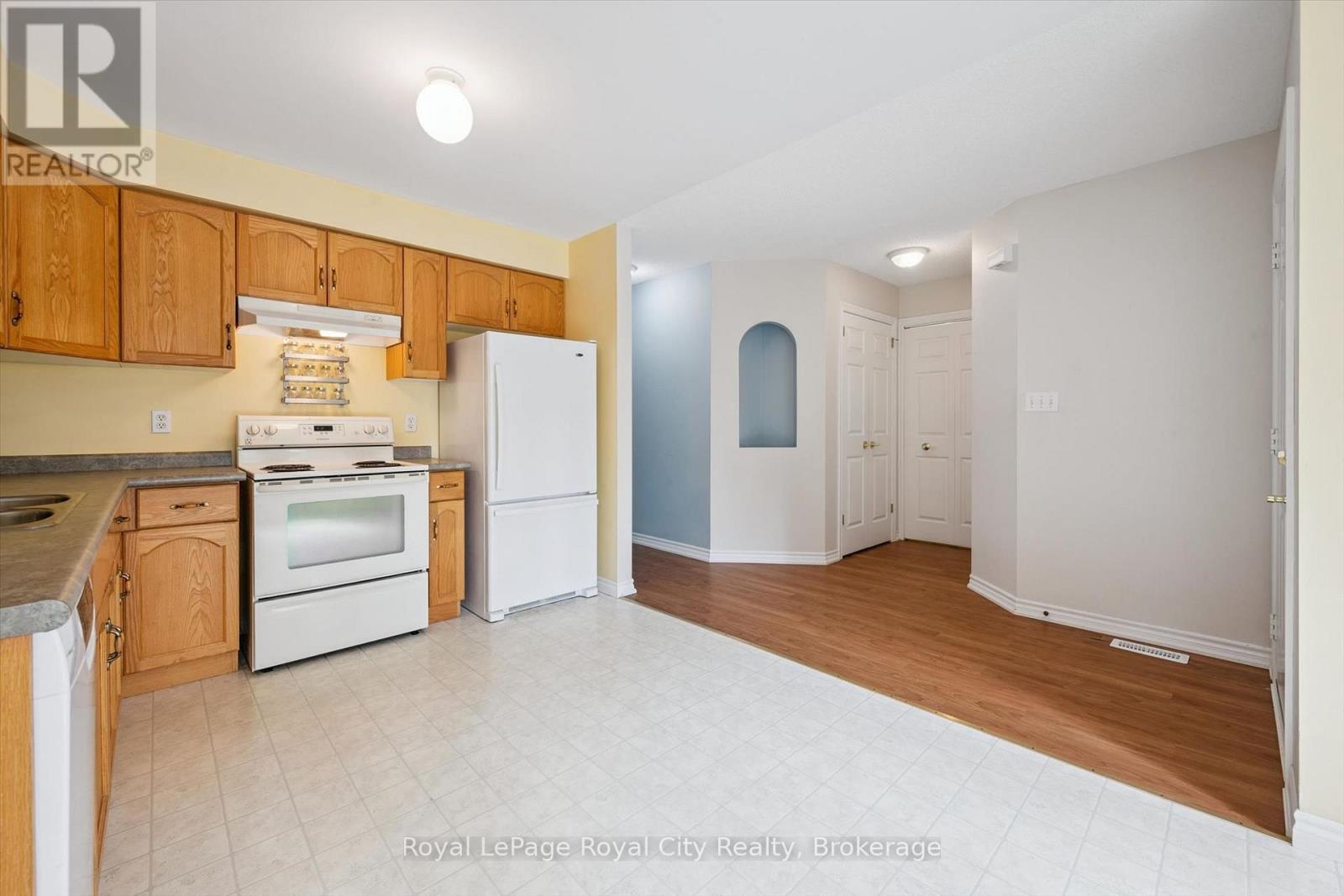 46 TERRAVIEW CRESCENT - Image 5