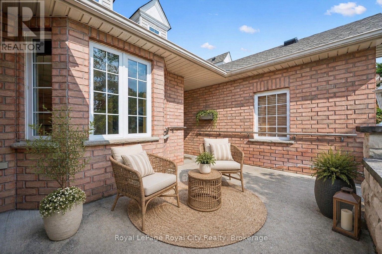 46 TERRAVIEW CRESCENT - 2