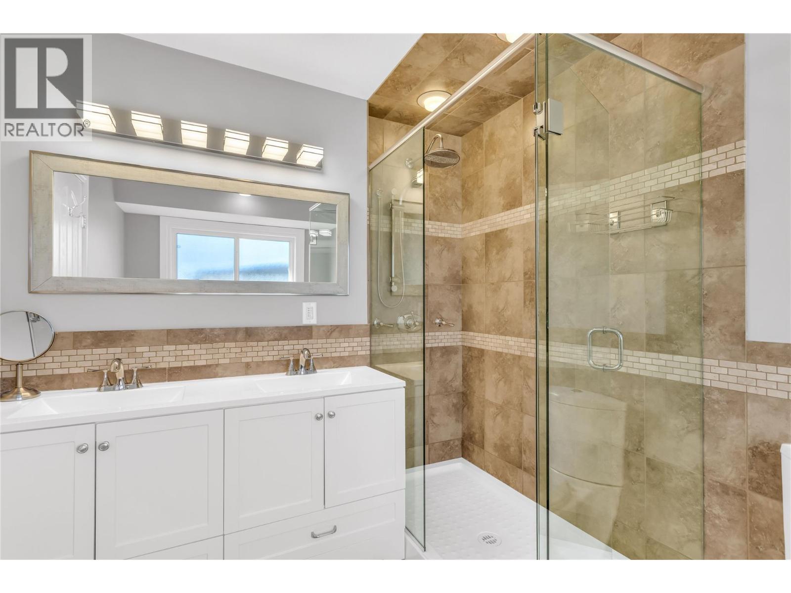 3350 Larkspur Court, Kelowna
