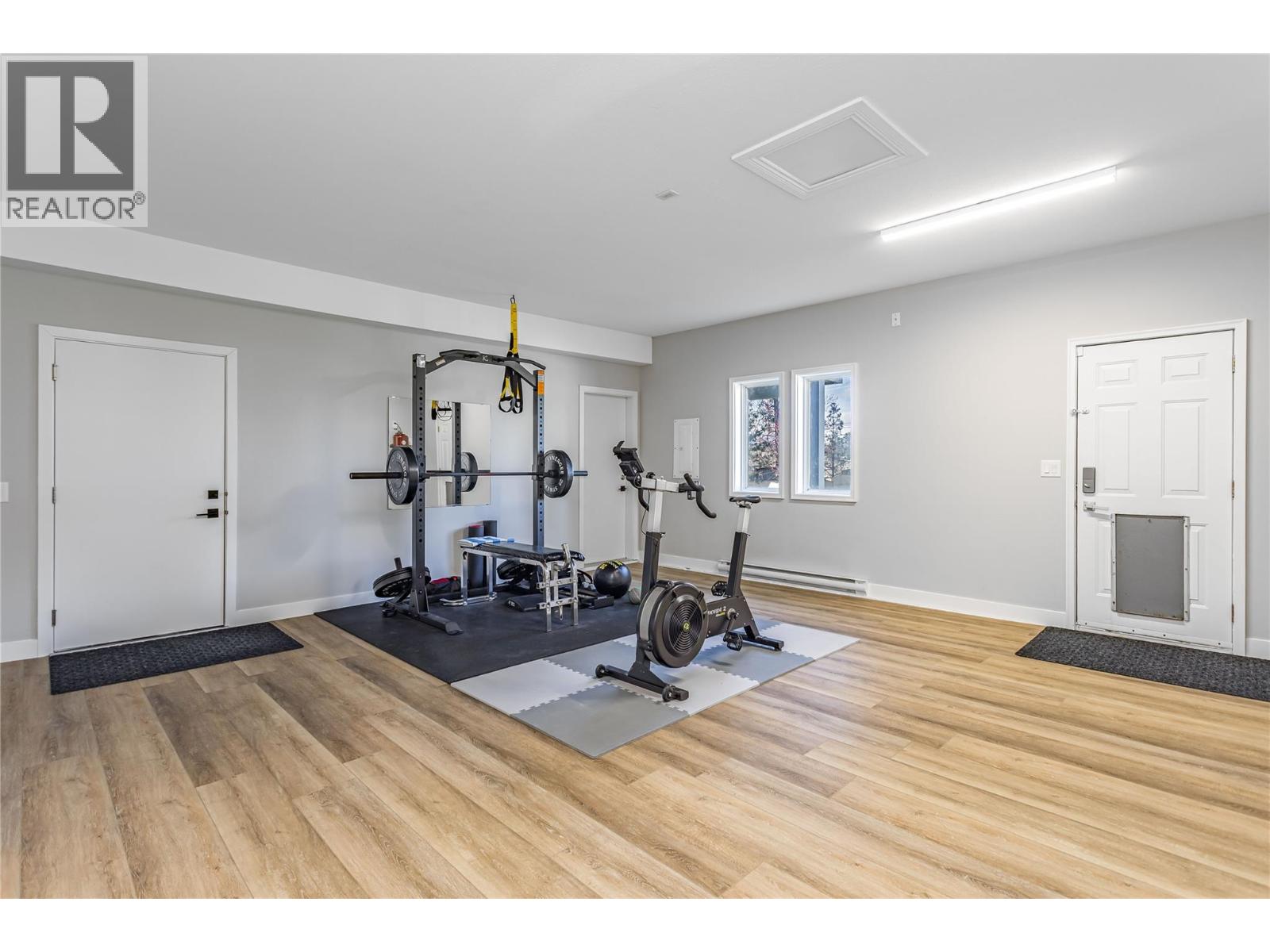 3350 Larkspur Court - 40