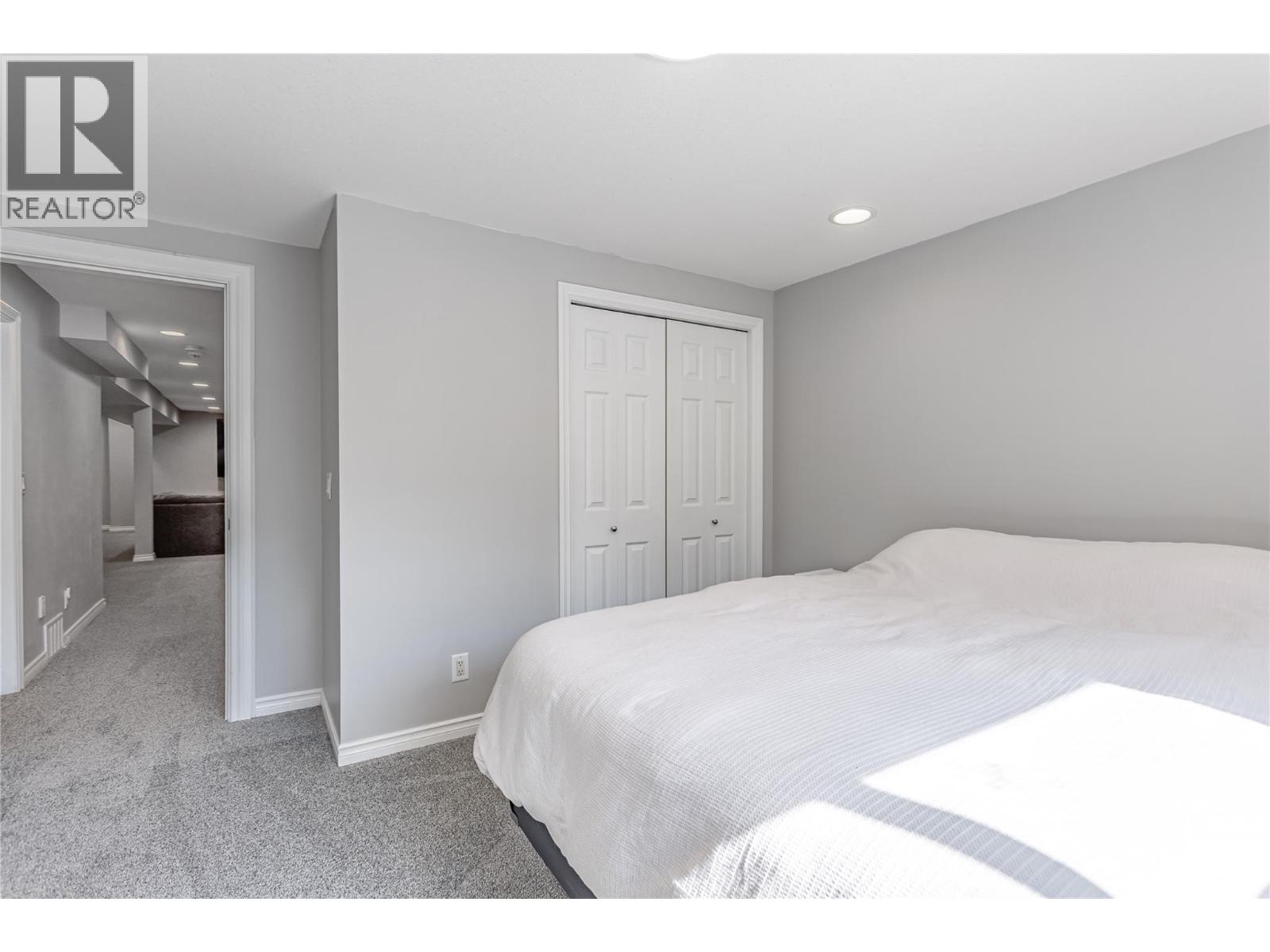 3350 Larkspur Court, Kelowna