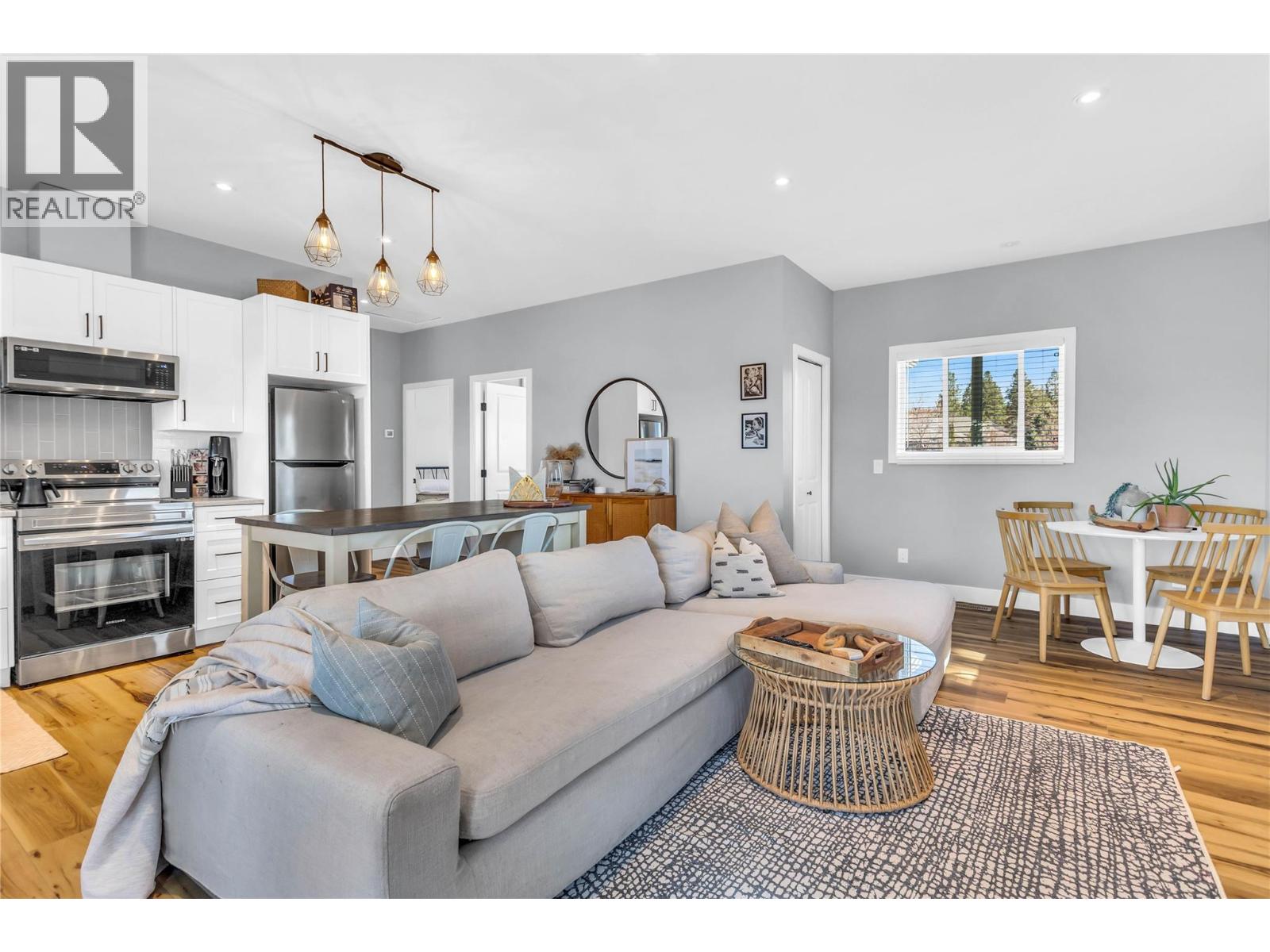 3350 Larkspur Court, Kelowna