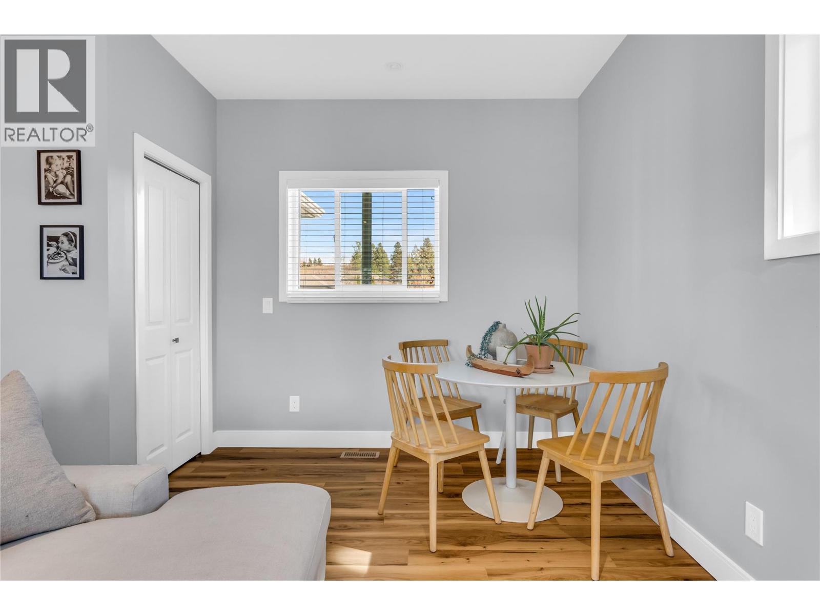 3350 Larkspur Court - 76