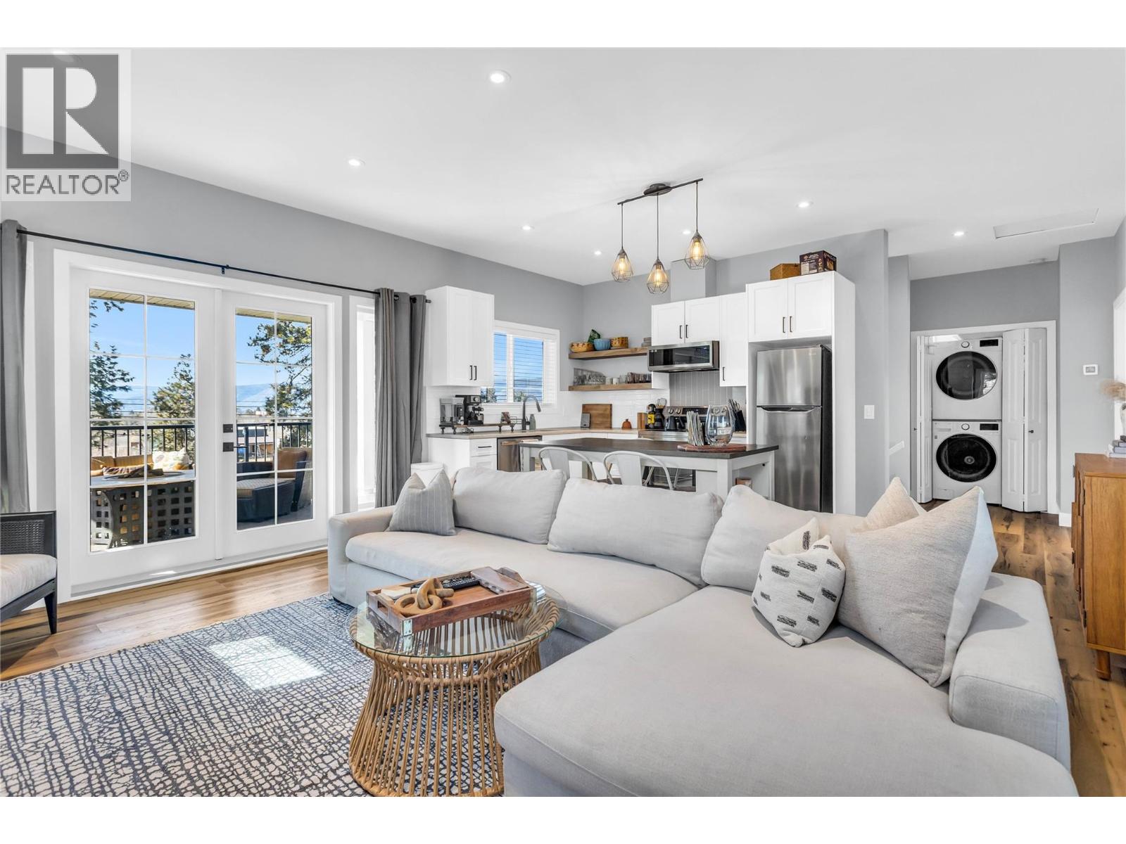 3350 Larkspur Court, Kelowna