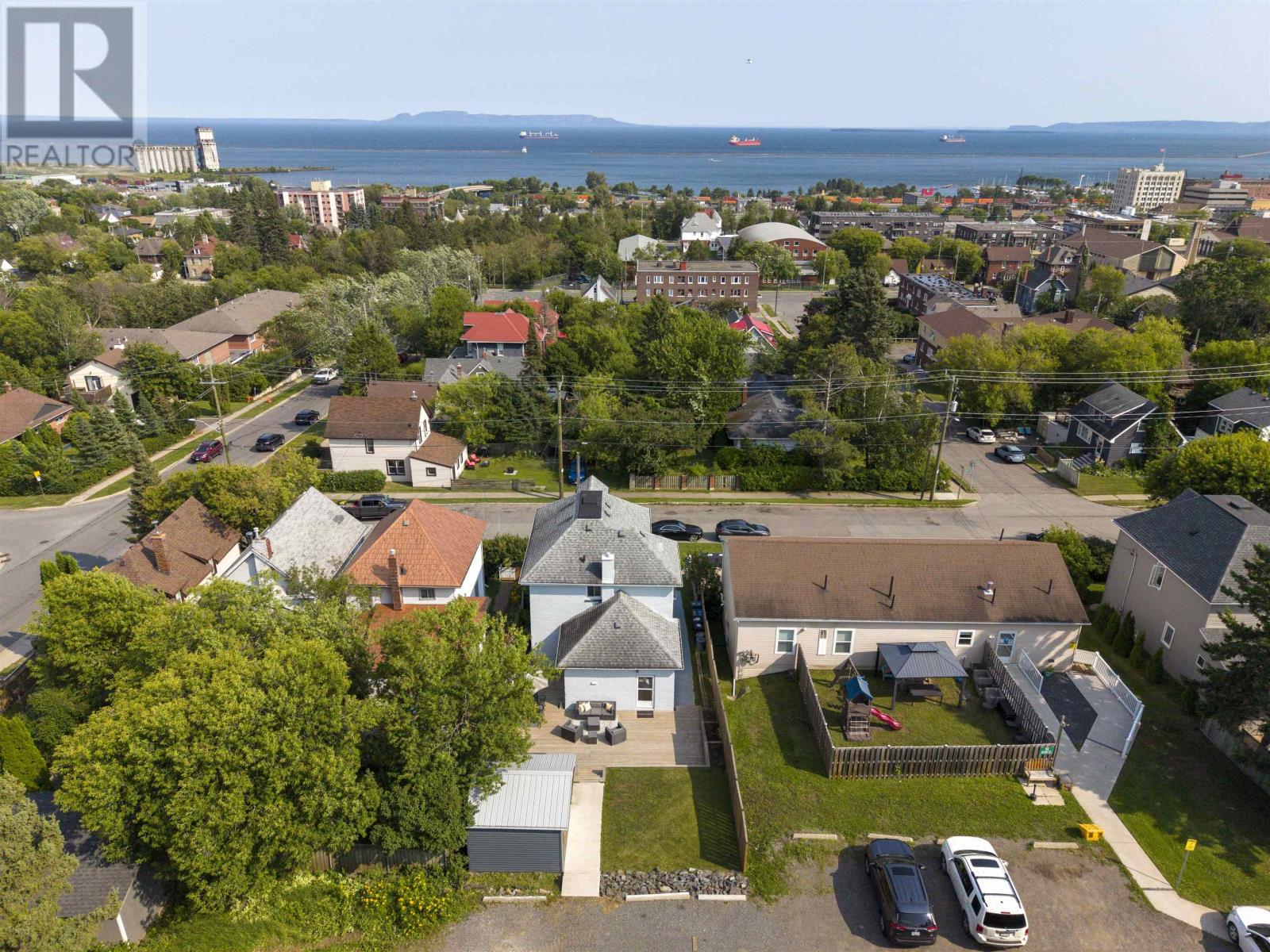 92 Jean ST - 40
