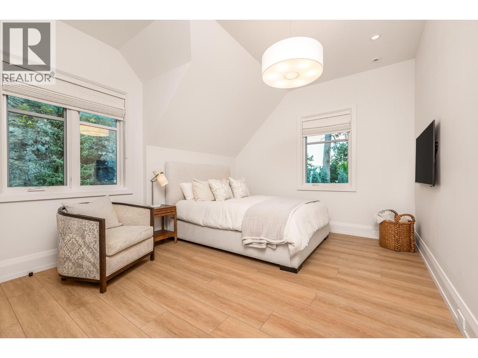 #8 80 Kestrel Place - Image 20