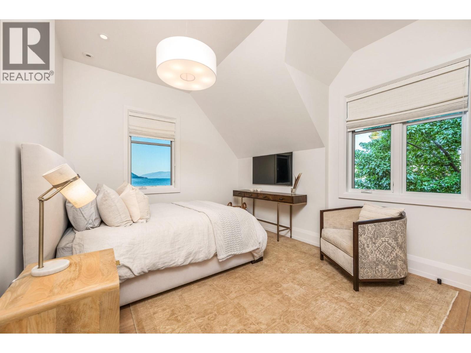 #8 80 Kestrel Place - Image 16