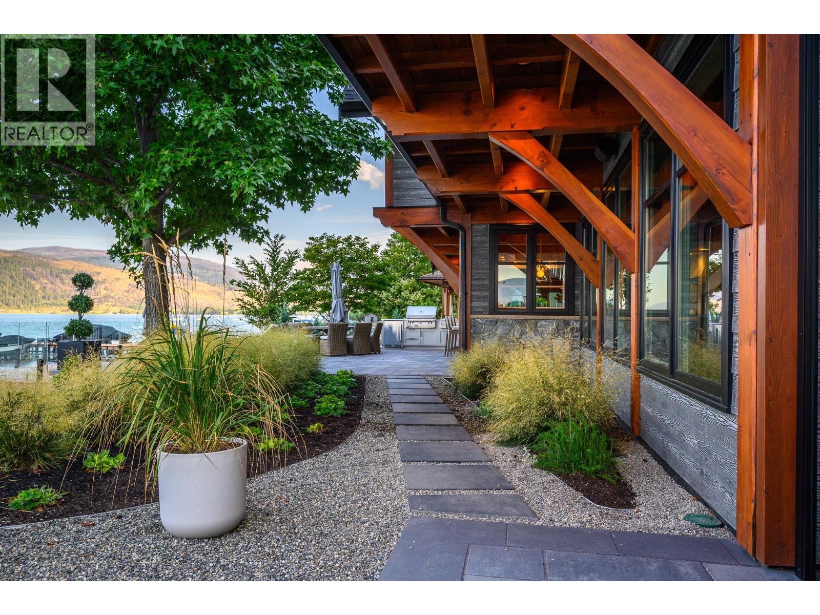 #8 80 Kestrel Place - 47