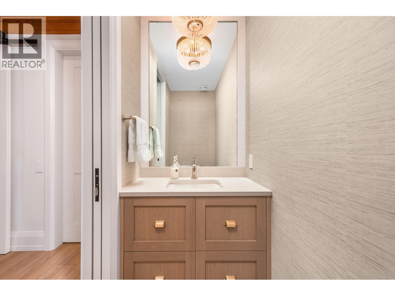 #8 80 Kestrel Place - Image 39