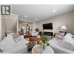 3pc Bathroom - 3702 76 Street, Camrose, AB T4V5E3 Photo 6