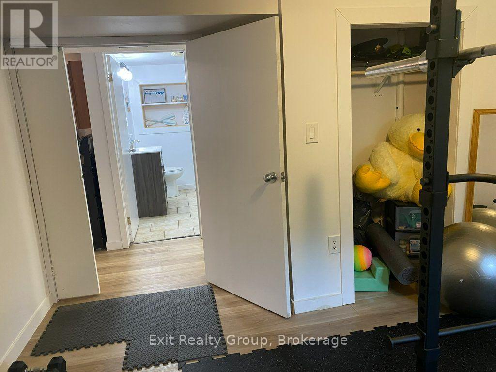 130 PETERSON STREET - Image 28