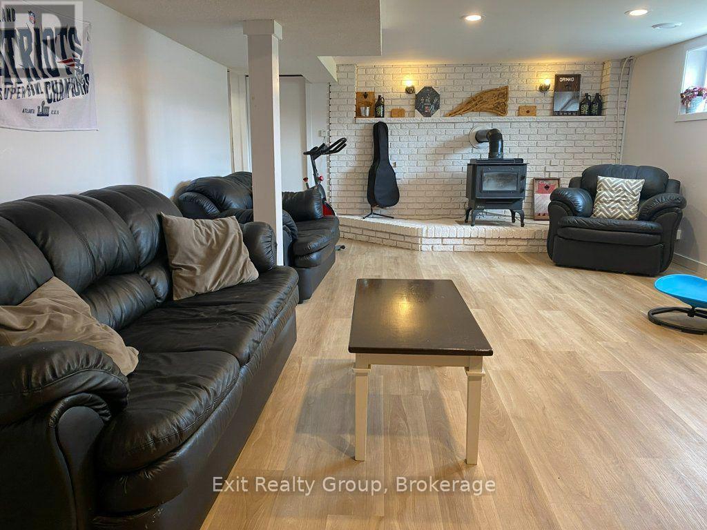 130 PETERSON STREET - Image 40