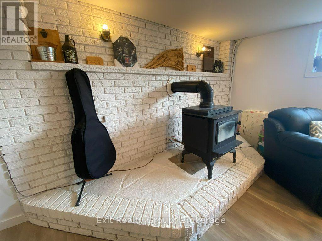 130 PETERSON STREET - Image 34