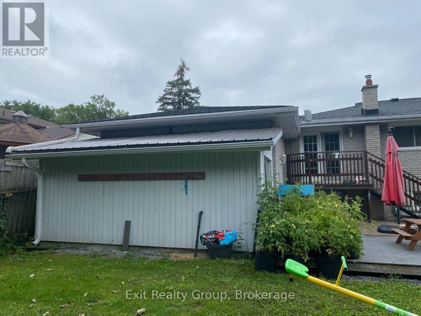 130 PETERSON STREET - Image 44