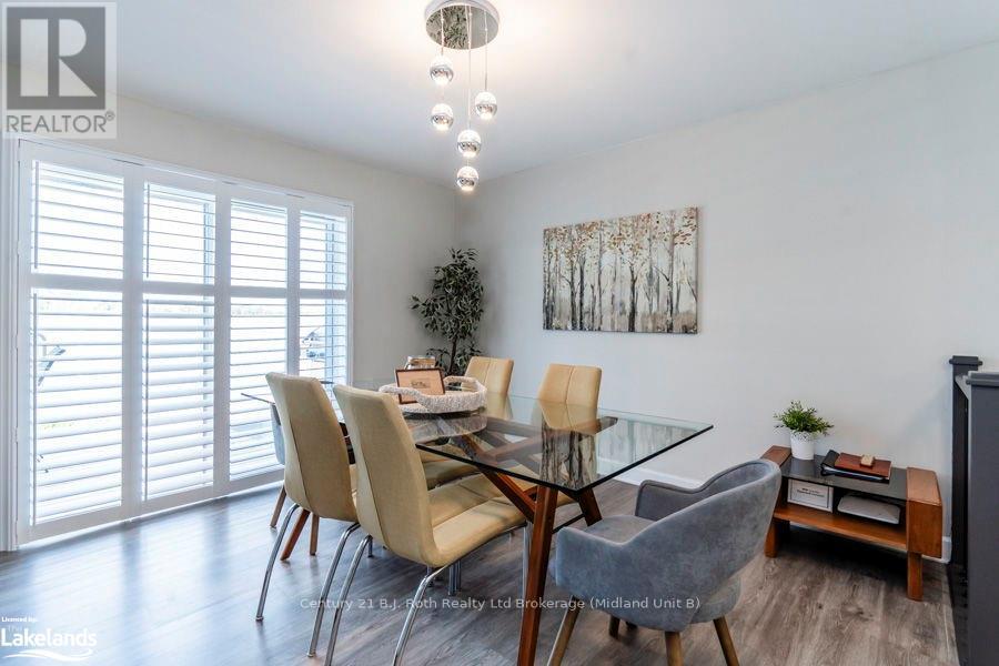 142 - 140 MITCHELLS BEACH ROAD - Image 12