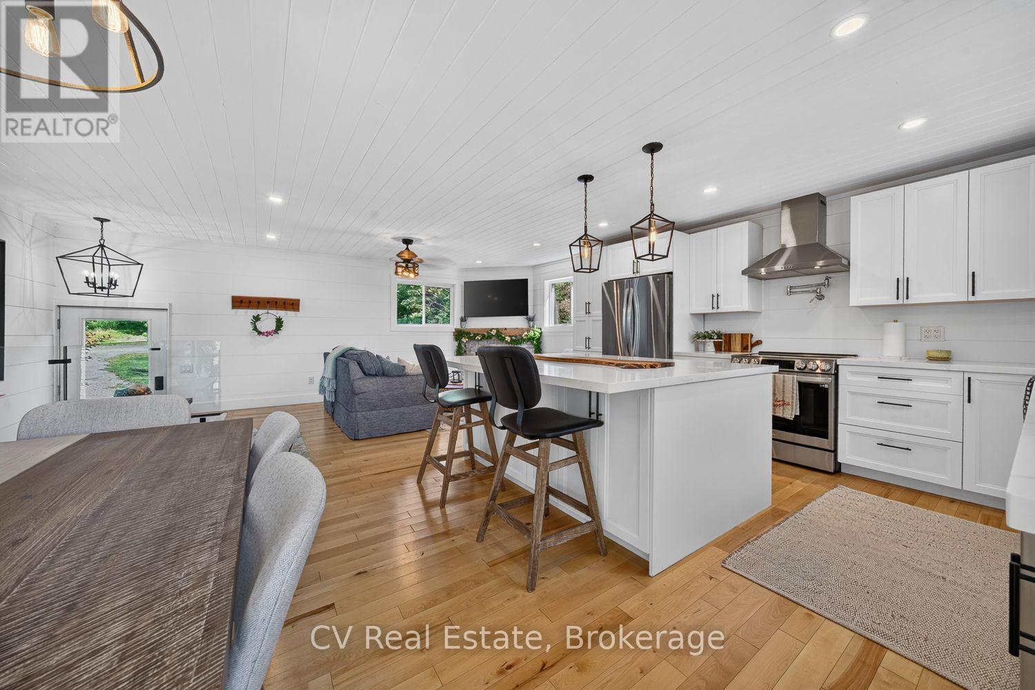 23 LOCK STREET - Image 10