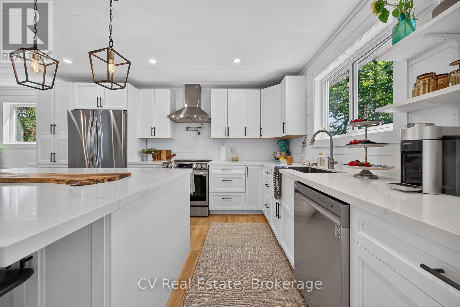 23 LOCK STREET - Image 14