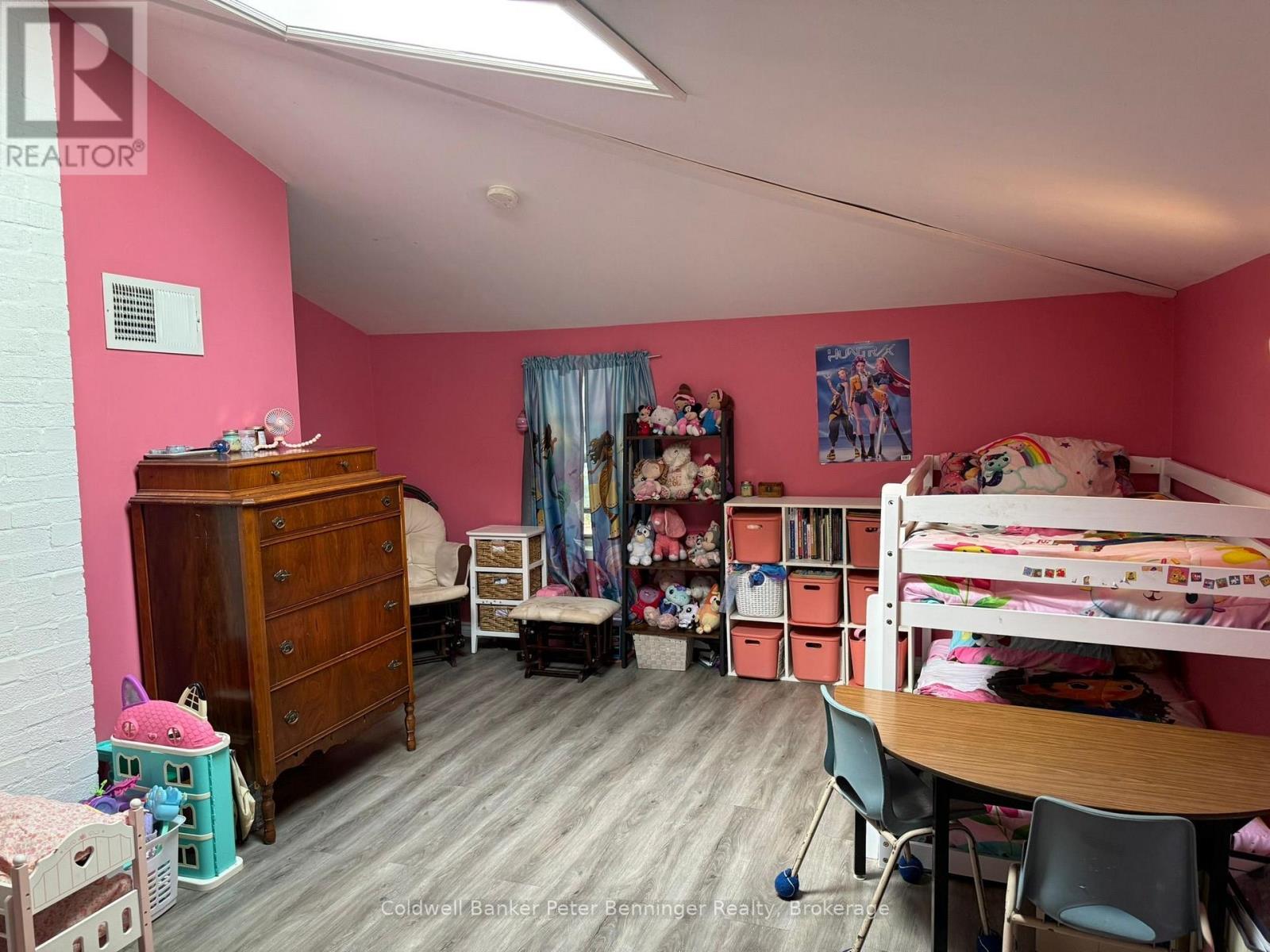 552 11TH AVENUE - Image 15