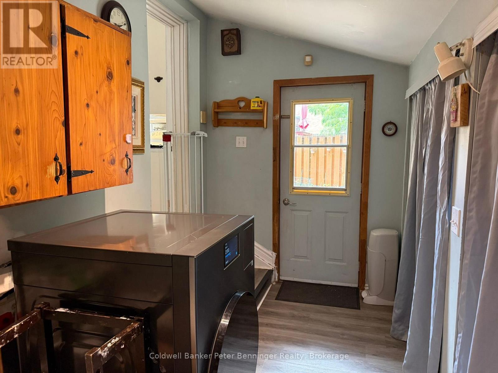 552 11TH AVENUE - Image 20