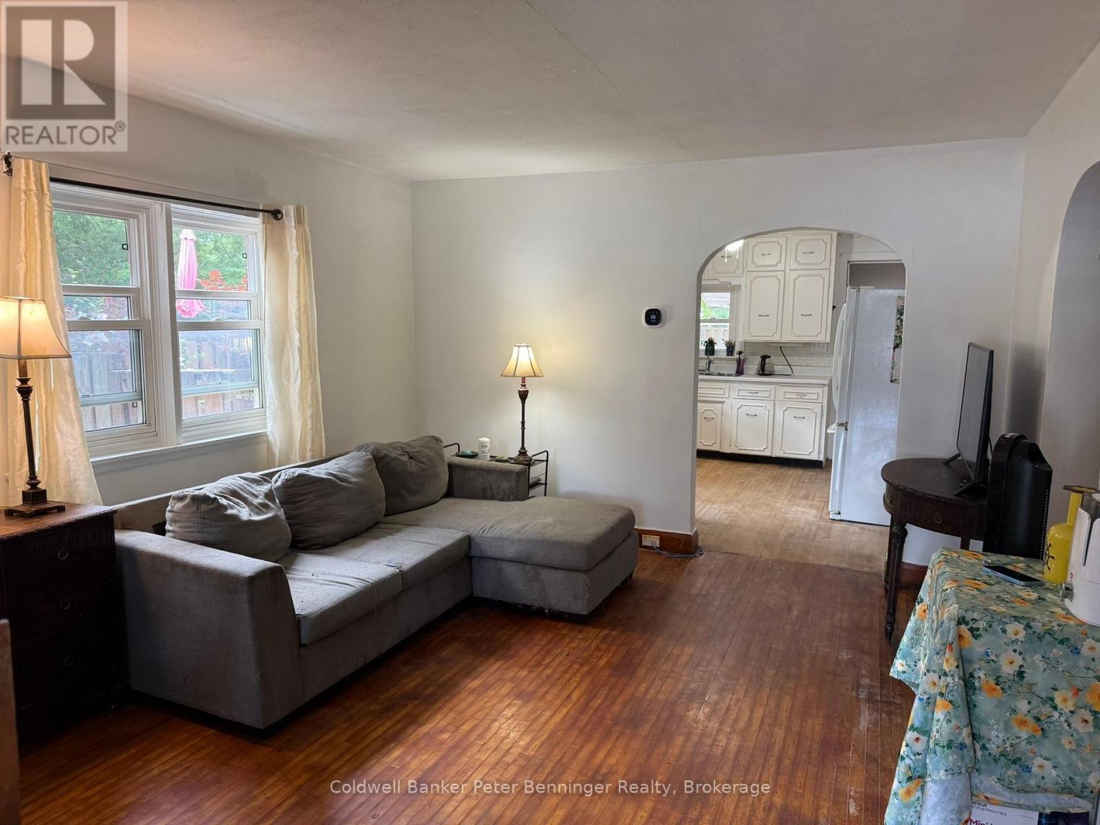 552 11TH AVENUE - 5