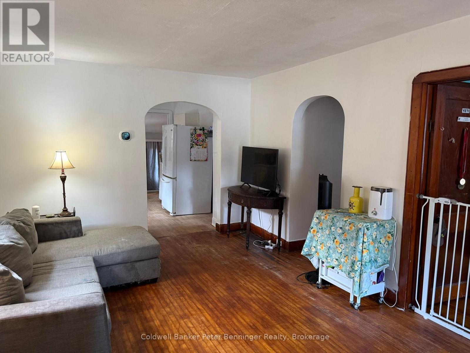 552 11TH AVENUE - 6
