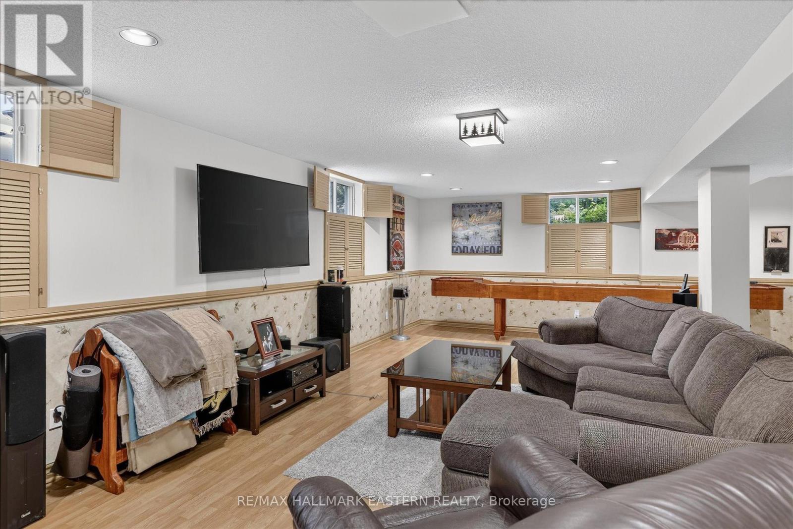 1650 SABLE COURT - Image 33