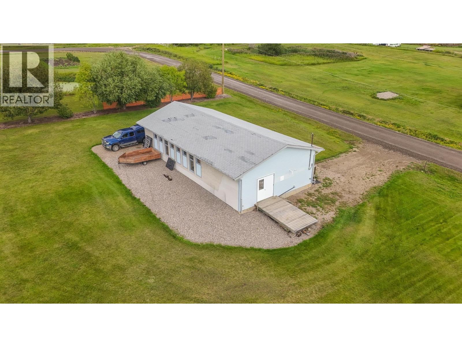 10381 271 ROAD - Image 35