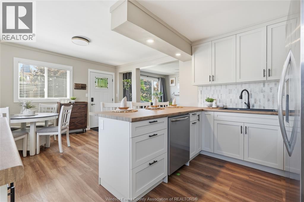 8 ST. CLAIR STREET - Image 14